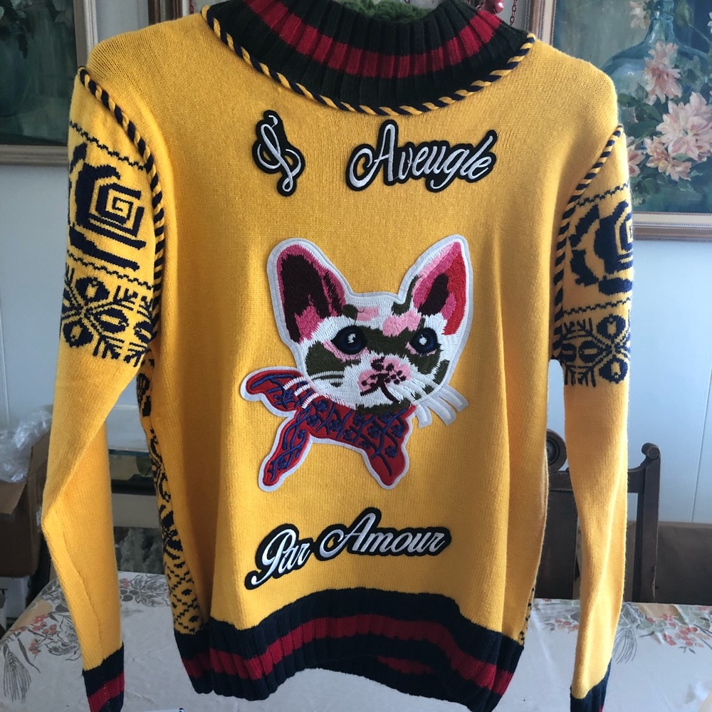 Cuteee Yellow Pullover